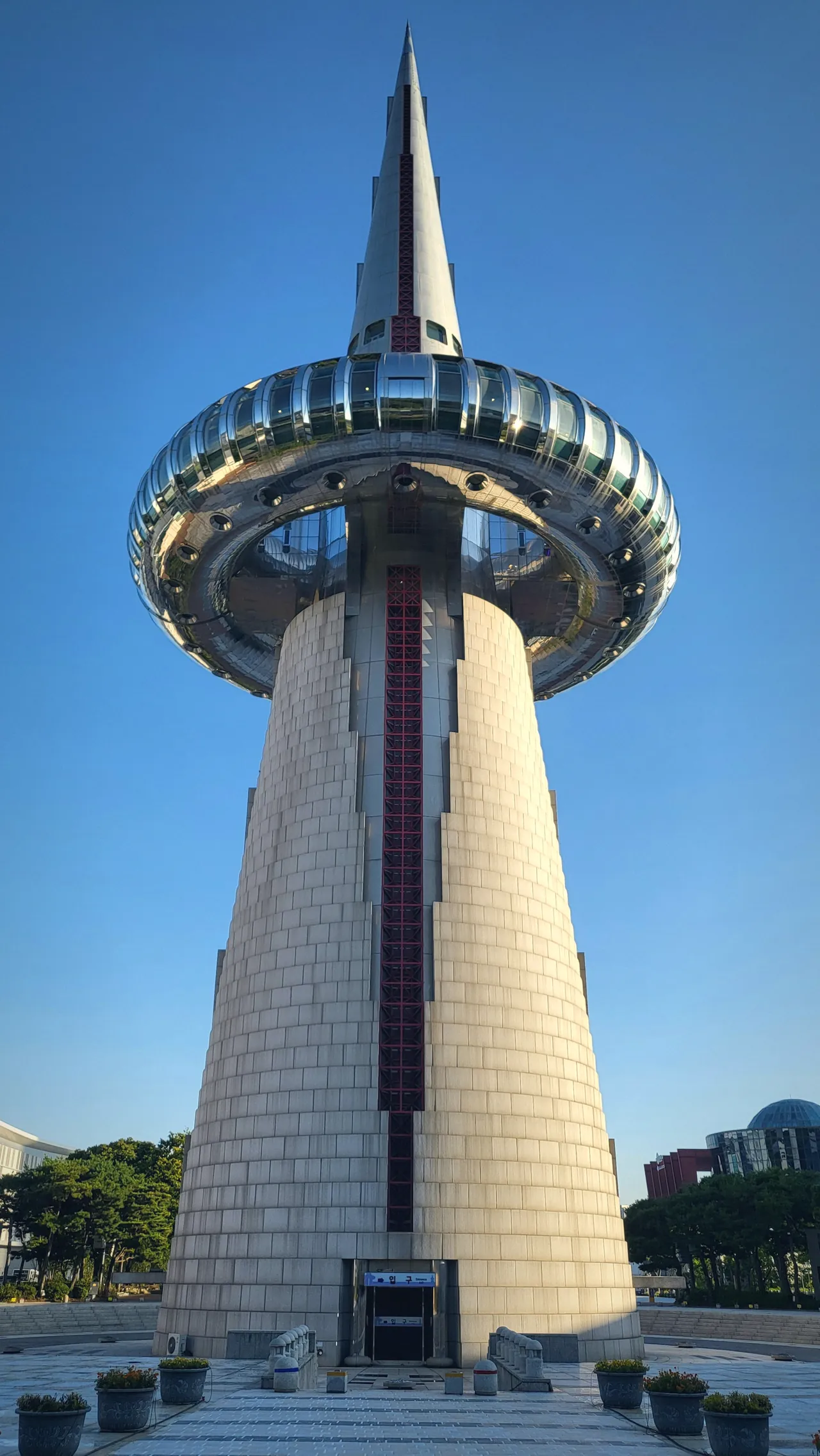 Hanvit Top at Expo Park, Daejeon (엑스포 공원 한빛탑)